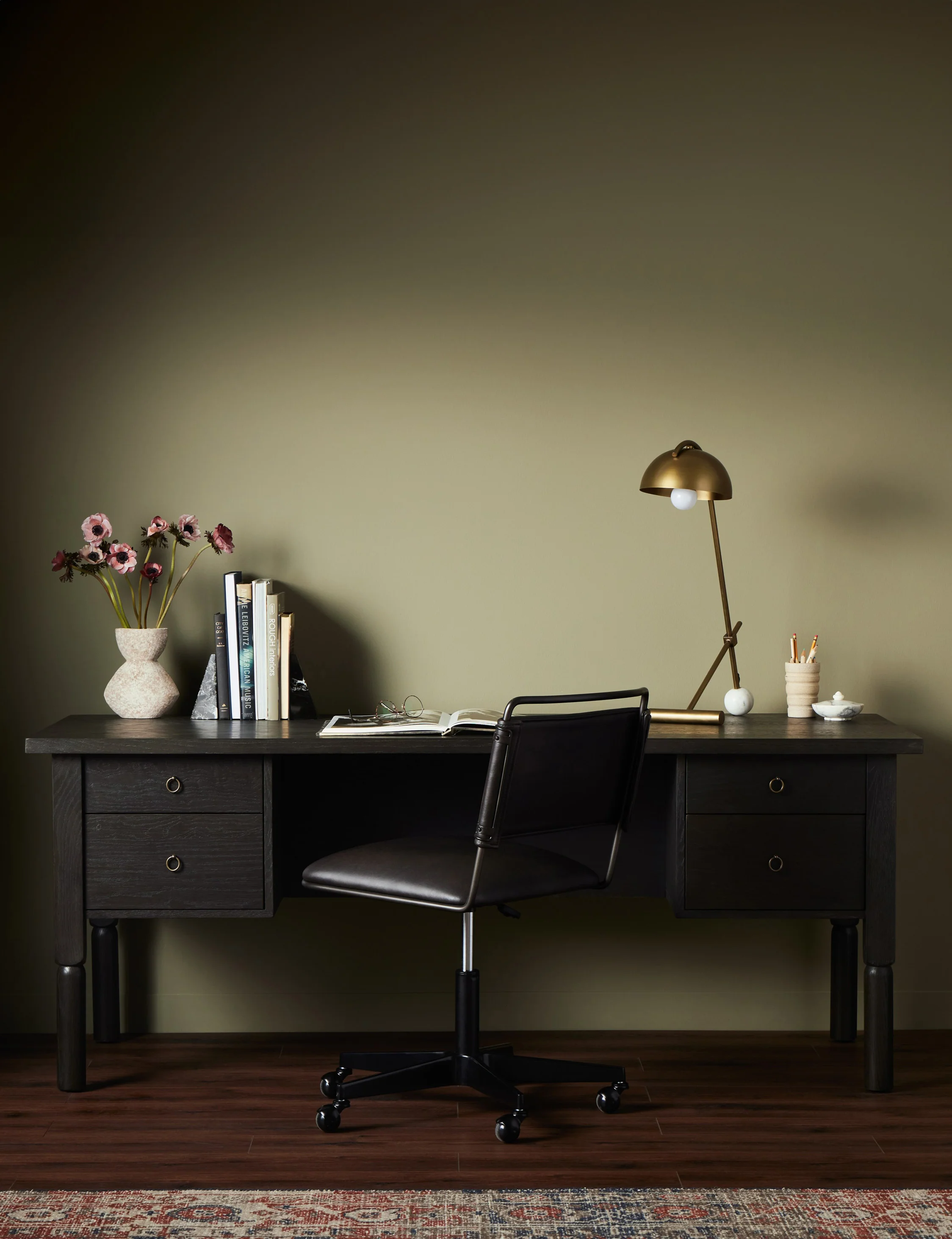Amryn Desk - AYG Home Service