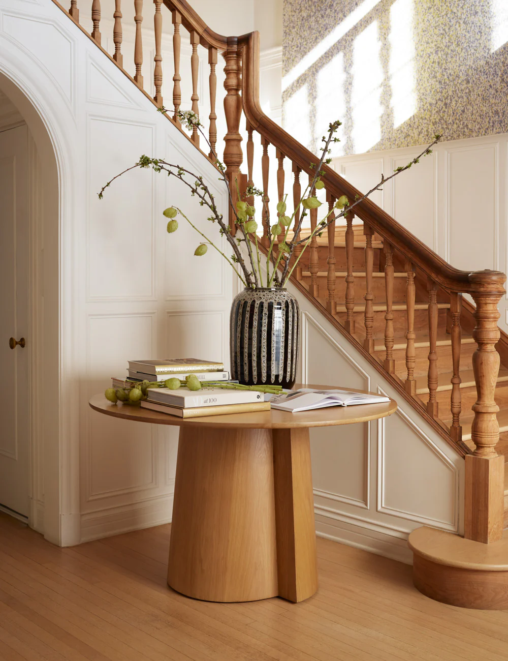 Pau Round Dining Table - AYG Home Service